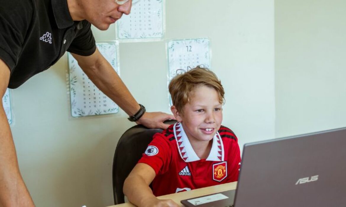 How to Teach Your Child to Think for Themselves?